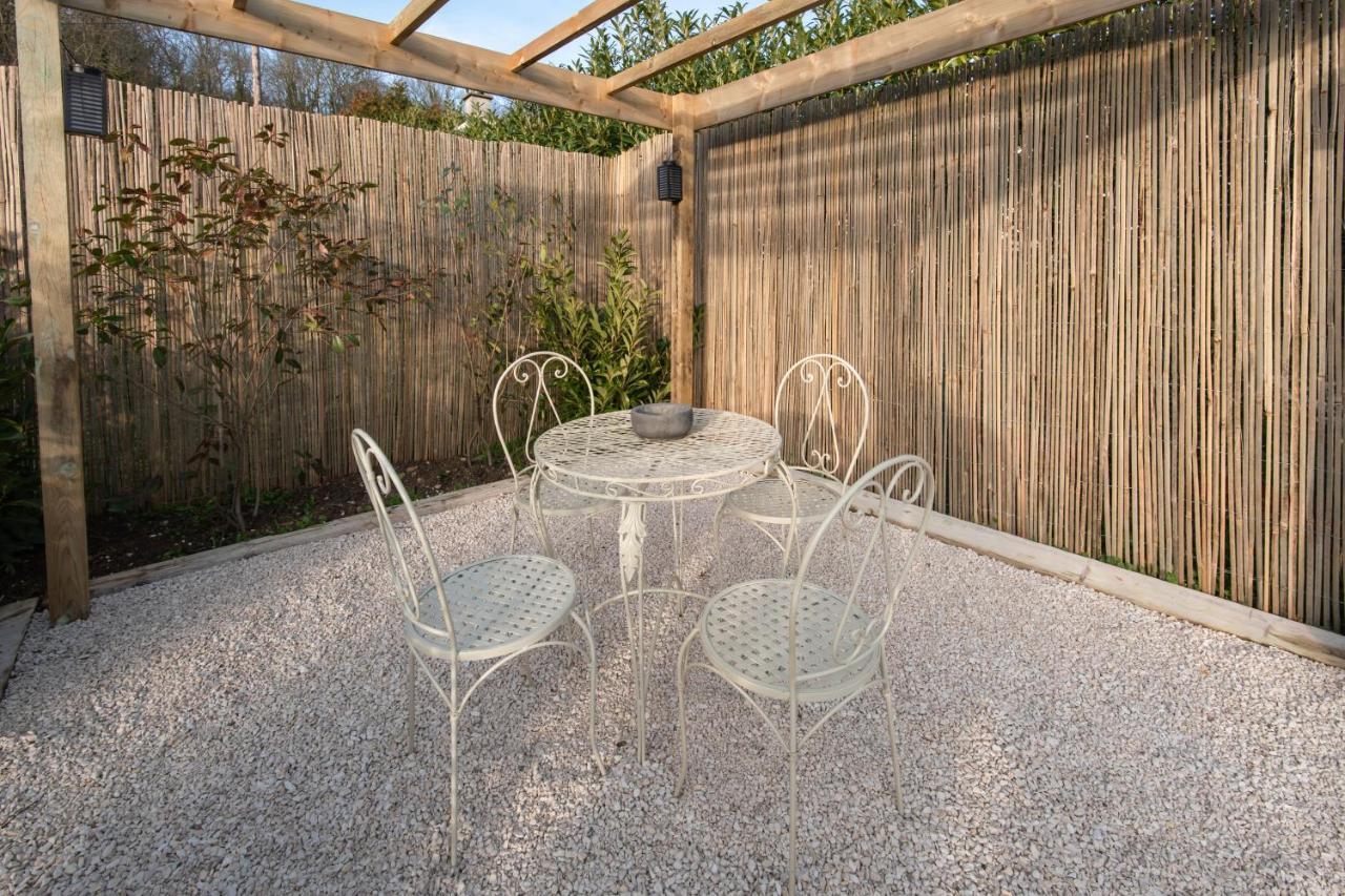 J&J Room - Hebergement D'Exception Pres De Provins! Le Bas Courton Exterior photo
