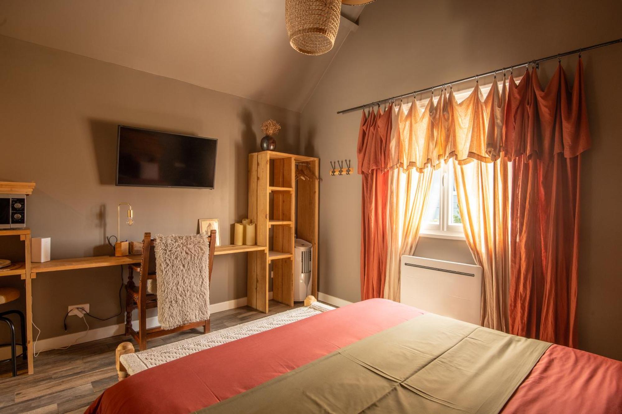 J&J Room - Hebergement D'Exception Pres De Provins! Le Bas Courton Exterior photo